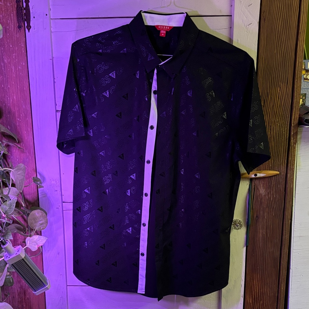 Guess Black and White Men's Casual Shirt